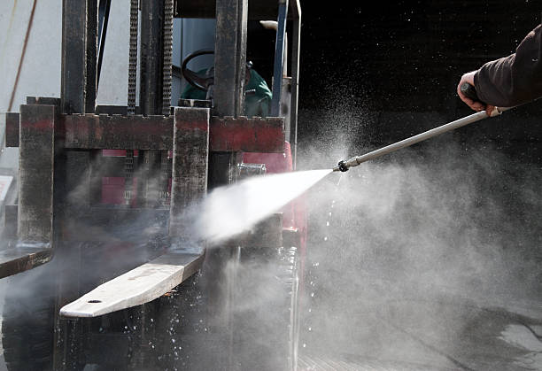 Best Sidewalk Pressure Washing  in Tornillo, TX